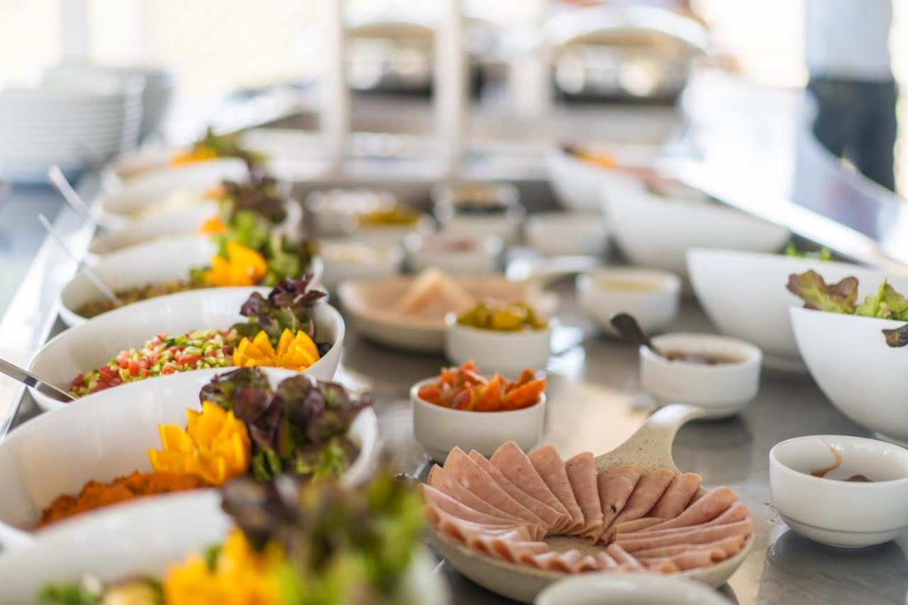 The Mirage Resort & Spa Al-Hammamat Zewnętrze zdjęcie A buffet