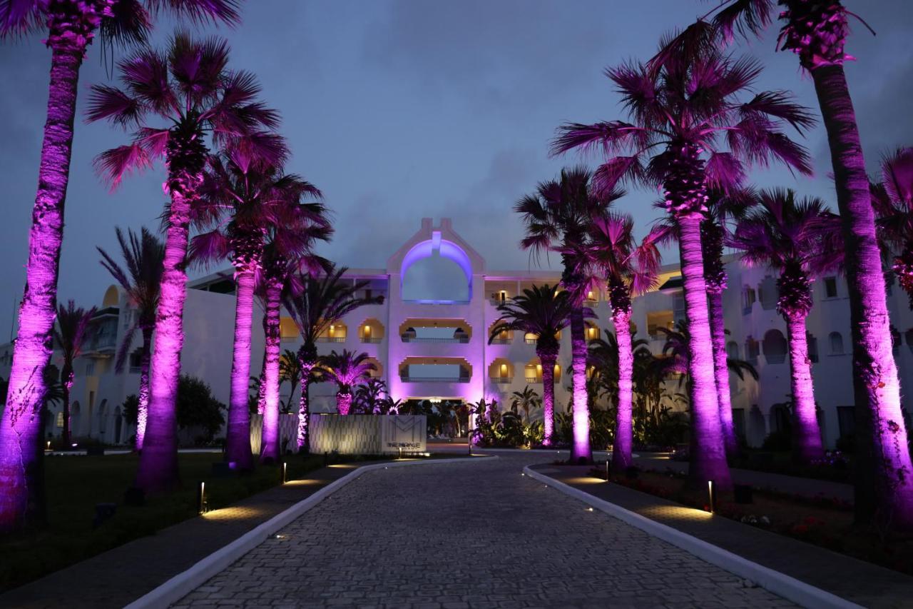 The Mirage Resort & Spa Al-Hammamat Zewnętrze zdjęcie The resort at night