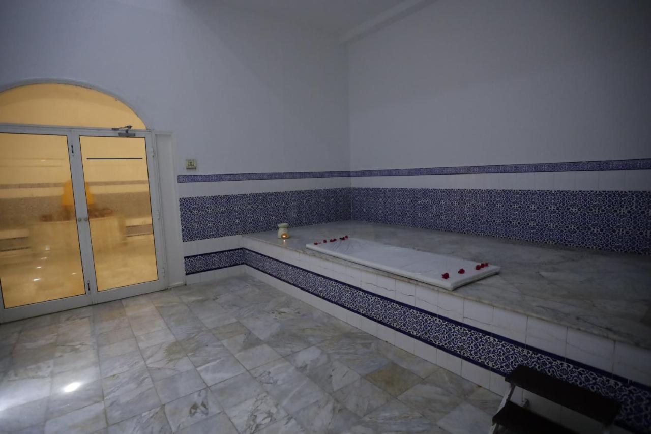 The Mirage Resort & Spa Al-Hammamat Zewnętrze zdjęcie A hammam in Tunisia