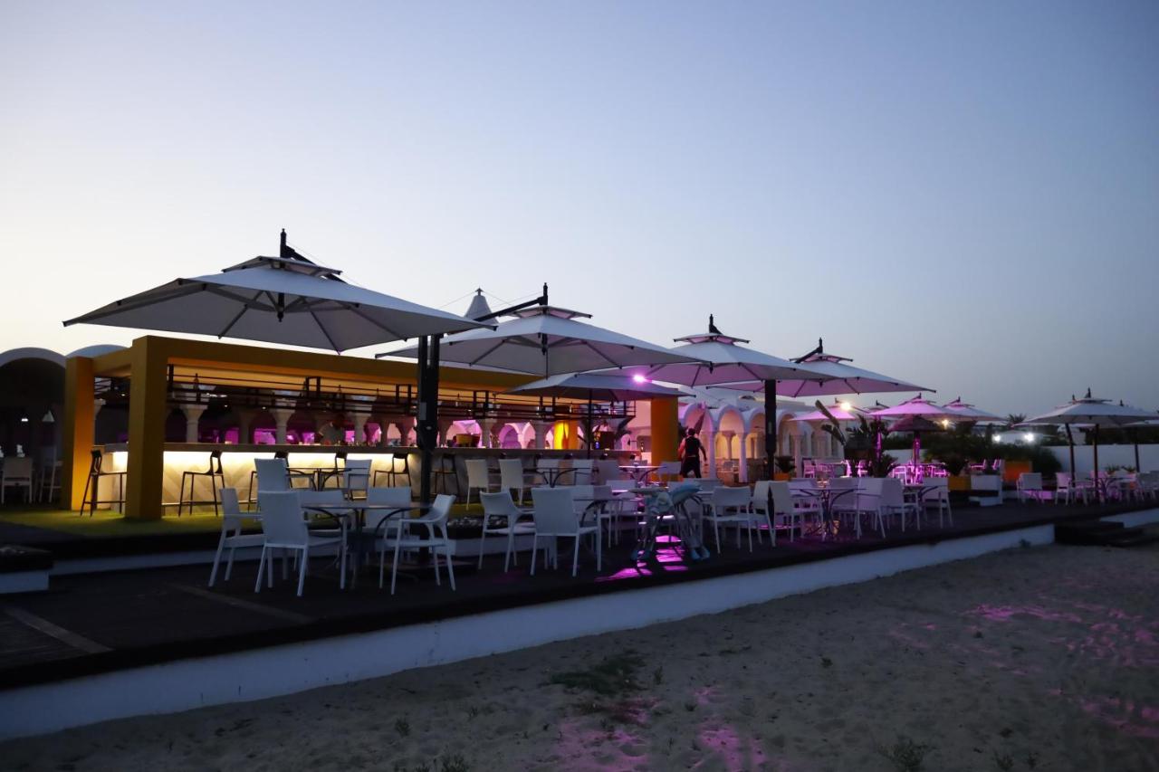 The Mirage Resort & Spa Al-Hammamat Zewnętrze zdjęcie Beach bar in Rimini