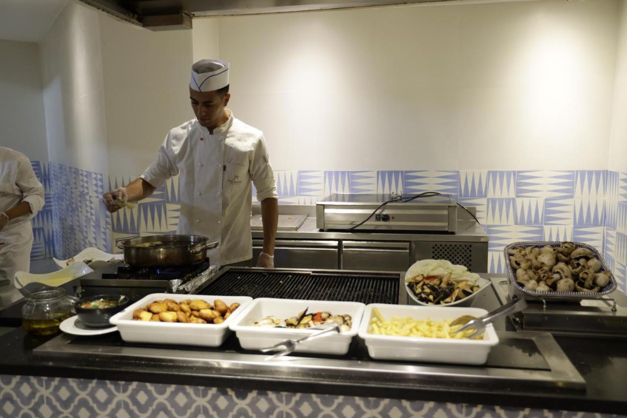 The Mirage Resort & Spa Al-Hammamat Zewnętrze zdjęcie A live kitchen